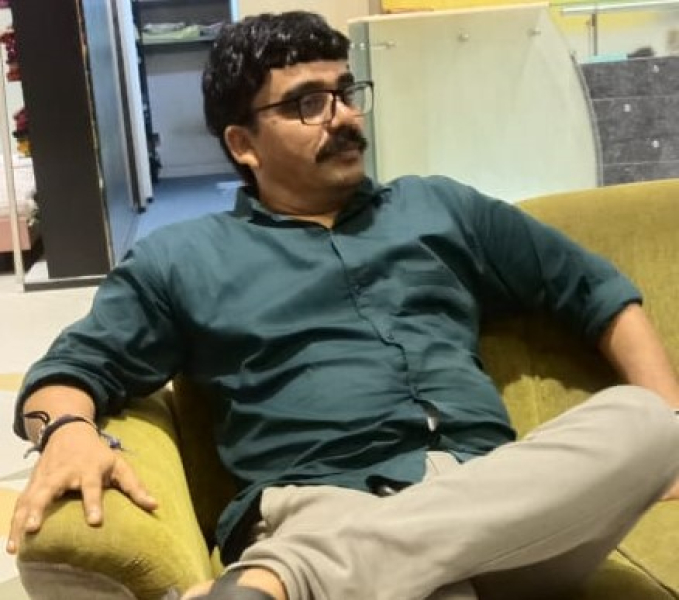 Dr. Jayesh Bhai Shastri